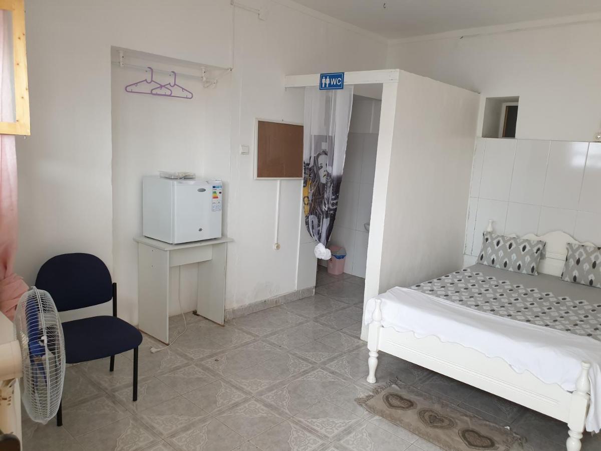 Appartement Apartamento Turistico Ceut à Tarrafal  Extérieur photo